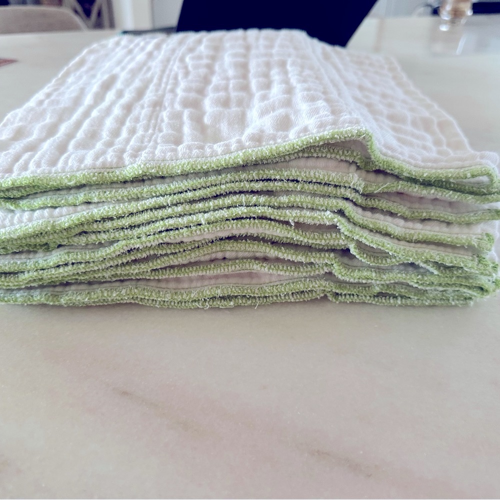 12 Clotheez Prefolds Classic White in Novice.